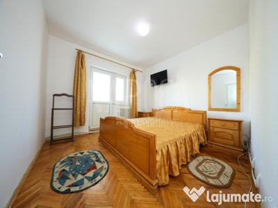 Apartament cu 3 camere decomandate, zona Parcului Rozelor!