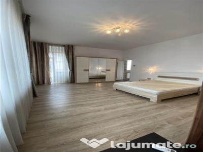 APARTAMENT LA CURTE COMUNA, 2 CAMERE ZONA CENTRALA