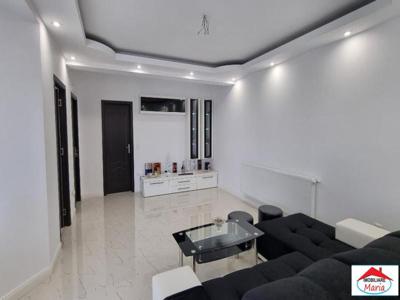 Apartament semicentral 3 camere finisat