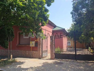 Casa individuala de vanzare in zona Elisabetin