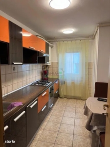 Apartament 3 camere de inchiriat