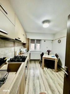 Apartament generos, str. Crangului