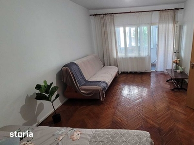 Vand apartament in Floresti, str. Tineretului cu preluare de chiriasi