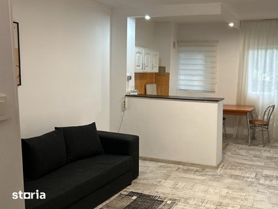 Apartament cu 4 camere, in zona Sopor