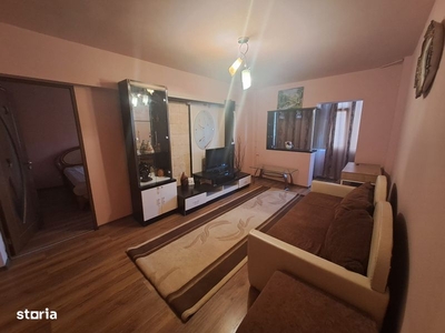 Inchiriez o camera din apartament - Podu Ros - Chirie Gazda