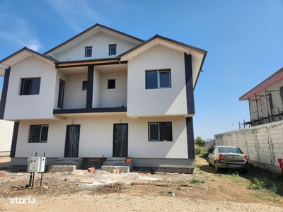 De vanzare apartament spatios cu 4 camere, 105.30 mp, Bd. Metalurgiei