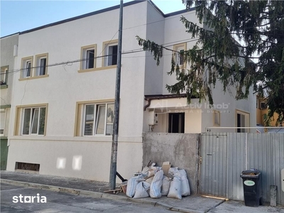 Apartament 4 camere decomandat, 81 mp utili, zona Narcisa