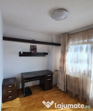 Apartament 2 cam / Mobilat/ Zona 1 decembrie