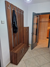 Apartament 3 camere de închiriat