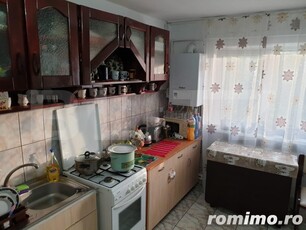 Apartament 3 camere, spațios, 65 mp, zona Orizont/ Moldova, cartier Burdujeni