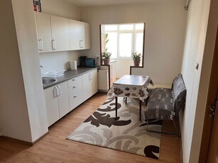 Apartament 3 camere, Zona Freidorf, Centrala propie, Spatios