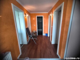 Apartament cu 4 camere in zona M7