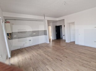 Apartament de 3 camere, 76 mp, terasa 82 mp, zona Braytim