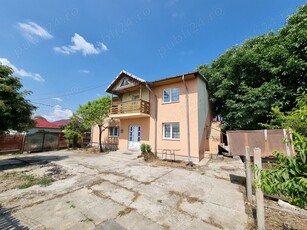 Casa de vânzare în Pitești, Prundu pe strada Bananai