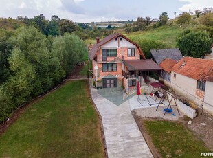 Casa / Vila de vanzare, loc. Varmaga, jud. Hunedoara