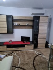 De închiriat apartament 2 camere!