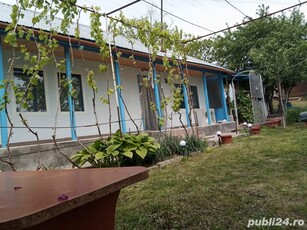 De vanzare casa bătrânească