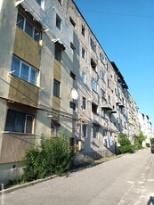 De vanzare Garsoniera confort 1zona jiul loc Bals-Olt