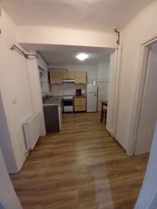 Direct de la proprietar, închiriez apartament vis a vis de politehnică, cu 2 camere.