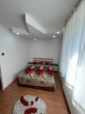 Închiriere apartament 3 camere Vâlcea Ostroveni