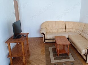 Închiriez apartament cu 3 camere - Strada Turda, zona Exercitiu