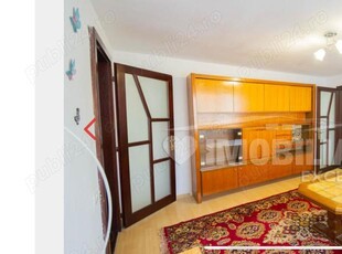 Ofer spre inchiriere apartament cu 2 camere