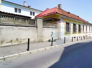 Oportunitate investitie: apartament 2 camere, 2 băi, randament bun