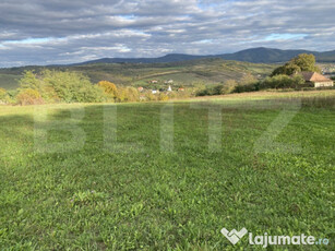 Teren intravilan in localitatea Aghires in suprafata de 2700