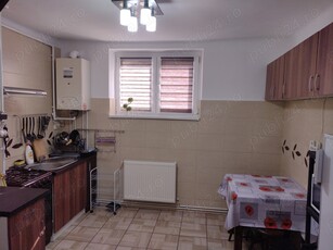 Vand apartament cu 1 camera (sau schimb cu un apartament cu 2 camere)