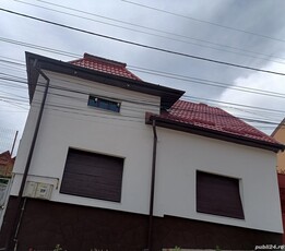 Vând casă locuibilă, zona centrală Turda