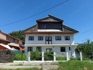 Vand casa de vacanță.Teren 115 mp