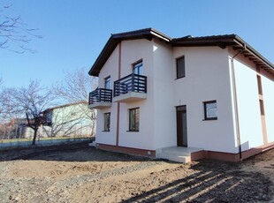 Vand duplex proprietar Construim si case pe comanda