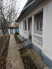 Vând sau schimb casă cu apartament în Galați .