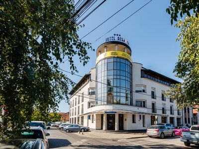De inchiriat cladire cu posibila destinatie medicala, office in Timisoara