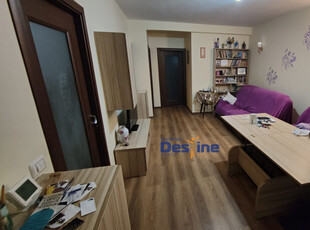 Apartament 3 camere 68 mp ETAJ 1 + 2 LOCURI de parcare- VALE