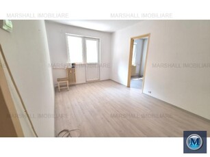 Apartament 3 camere de vanzare, zona Nord, 51 mp