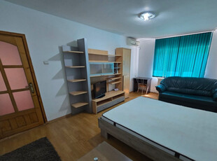 Apartament 3 camere si 2 bai