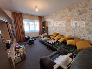 Apartament 4 camere