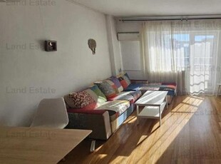 Apartament cu 3 camere Piata Unirii - Negru Voda