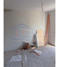 Apartament cu 3 camere, zona Policlinica, 3C4264