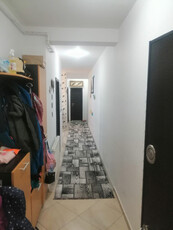 Apartament de 2 camere zona TRACTORUL