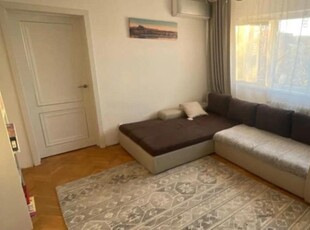 Apartament de inchiriat, 3 camere, nedecomandat, 55 mp, Podu Ros, la 5 minute de Palas, Cod 156505