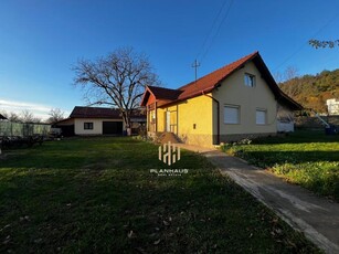 Casa individuala de vanzare Ilba ,27 ari teren ,zona pitoreasca