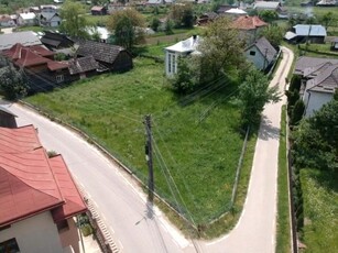 Casa si teren in zona centrala Vama, Suceava Bucovina