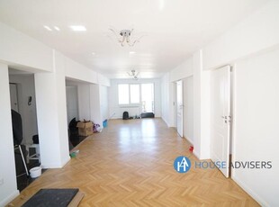 Inchiriere apartament 4 camere Universitate