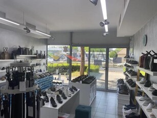 Mureseni - Inchiriere spatiu comercial/ magazin - Str. Gheorghe Doja