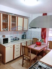 Obcini apartament 4 camere cu centrala (4C816)