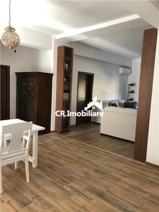 Apartament de 4 camere la cheie Parcul Carol