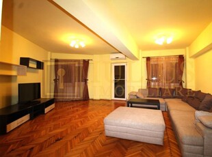 Complex, 4 camere, centrala proprie