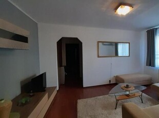 Apartament 2 camere centru parter